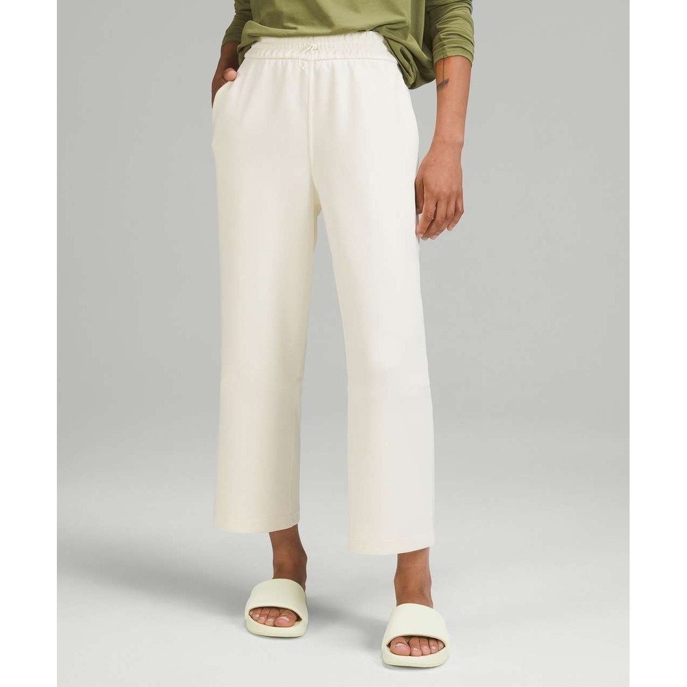 Lululemon Softstreme Pants Women's 8 Cropped Lemon Sorbet High-Rise Straight Leg